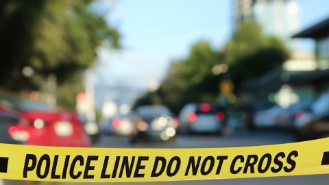 Hasta la tarde del domingo, no se habían efectuado arrestos y el motivo del tiroteo seguía bajo investigación.