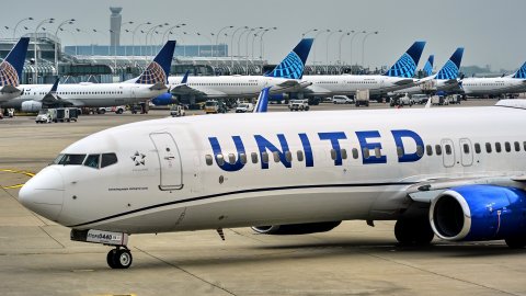 La aerolínea declaró en un comunicado que se enfrenta a una “cuestión técnica”.