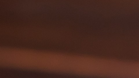Las velas rojas son las más comunes en los rituales de amor, pero no son el único color que se usa.