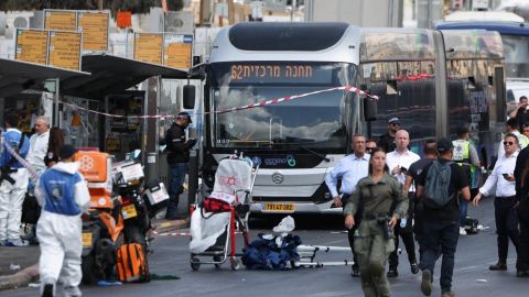 Un tiroteo en el norte de Jerusalén deja al menos 6 muertos según informa la policía de Israel