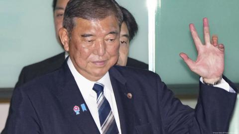 El primer ministro de Japón anuncia su renuncia