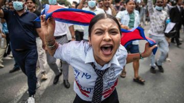 Las protestas de la generación Z por la prohibición de las redes sociales y contra la corrupción en Nepal que hicieron caer al primer ministro