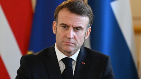 4 claves para entender la grave crisis económica y política que atraviesa Francia y que hizo caer al primer ministro de Macron