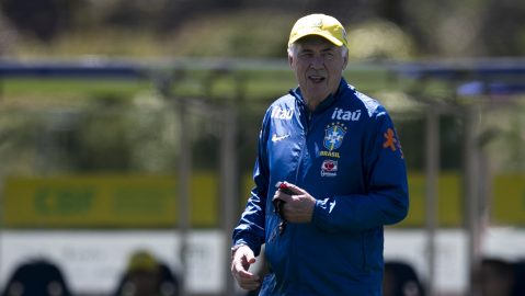 Brazil's coach Carlo Ancelotti leads a training session ahead of a World Cup 2026 qualifying soccer match against Chile, in Teresopolis, Brazil, Wednesday, Sept. 3, 2025. (AP Photo/Bruna Prado)