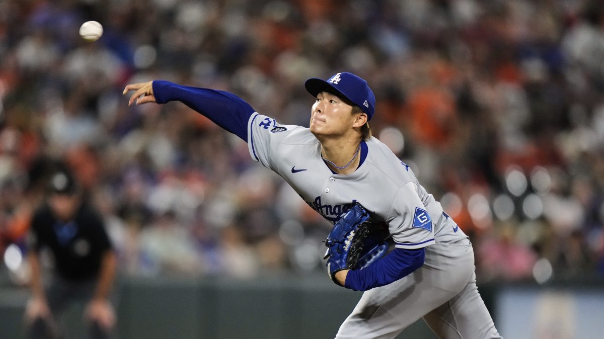 Yamamoto, de Dodgers, se queda a un out de lanzar sin hit ni carrera