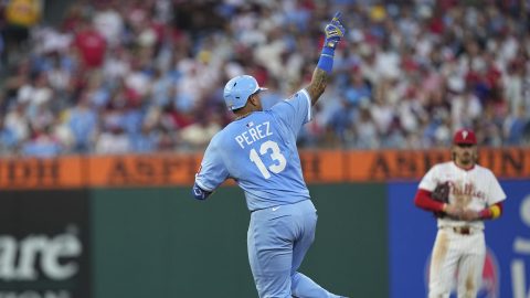 Kansas City Royals' Salvador Perez runs the basses after hitting a home run off of Philadelphia Phillies pitcher Taijuan Walker during the third inning of a baseball game, Saturday, Sept. 13, 2025, in Philadelphia. (AP Photo/Matt Rourke)