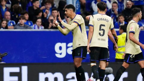 Ronald Araujo celebra el tanto con el que el Barcelona selló la voltereta.