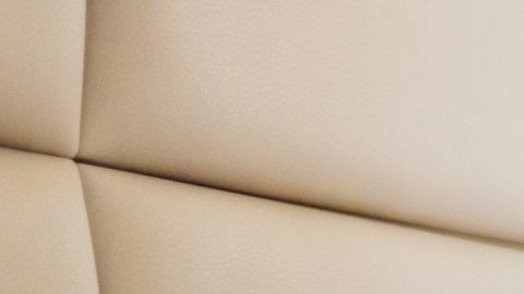 Advierten sobre el uso de auriculares: ¿en realidad hacen relajarte y dormir mejor?
