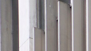 People line up outside the Los Angeles Federal Building in Los Angeles, housing the U.S. Immigration and Customs Enforcement (ICE) and U.S. Citizenship and Immigration Services (USCIS) on Wednesday, June 25, 2025. (AP Photo/Damian Dovarganes)