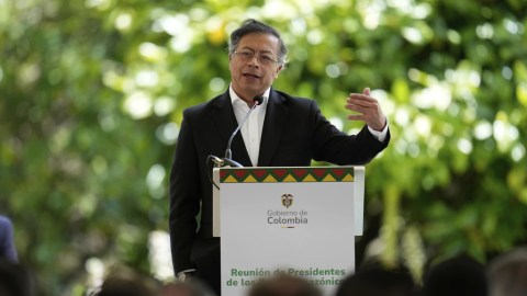 El presidente de Colombia, Gustavo Petro, afirmó que han trabajado durante años para evitar que la sociedad norteamericana se ensucie las narices.