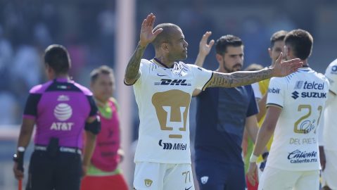 Ciudad de México, 8 de enero de 2023. Dani Alves en festejo, durante el partido de la jornada 1 del torneo Clausura 2023 de la Liga BBVA MX, entre los Pumas de la UNAM y los Bravos de FC Juárez, celebrado en el estadio Olímpico Universitario. Foto: Imago7/ Rafael Vadillo