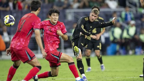 Nashville, Tennessee, Estados Unidos, 9 de septiembre de 2025. Santiago Giménez anota gol, durante un partido amistoso del MEXTOUR 2025, entre la Selección Nacional de México y la Selección de Corea del Sur, celebrado en Geodis Park. Foto: Imago7/ Etzel Espinosa