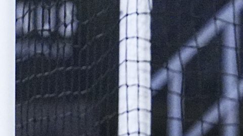 Mazatlán, Sinaloa, 12 de septiembre de 2025. Keylor Navas ataja penal, durante el partido correspondiente a la jornada 8 del torneo Apertura 2025 de la Liga BBVA MX, entre los Cañoneros del Mazatlán FC y los Pumas de la UNAM, realizado en el estadio El Encanto. Foto: Imago7/ Manlio Contreras