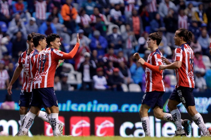 Puebla, Puebla, 27 de septiembre de 2025. , durante el partido correspondiente a la jornada 11 del torneo Apertura 2025 de la Liga BBVA MX, entre el Club Puebla y las Chivas Rayadas del Guadalajara, realizado en el estadio Cuauhtémoc. Foto: Imago7/Mireya Novo