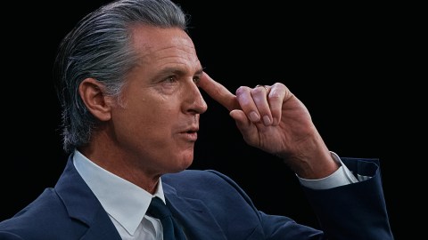 California presumió que entre el 2002 y el 2022 la contaminación por gases invernadero cayó un 20% en el estado.