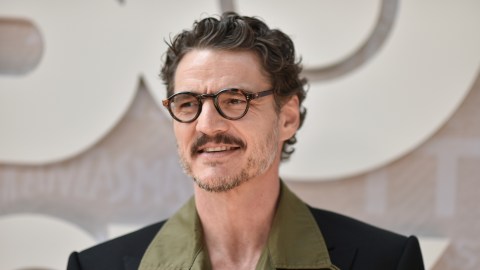 Pedro Pascal demanda