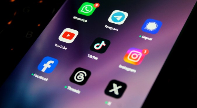 Las redes sociales pueden estar impactando tu autoestima y niveles de ansiedad, conoce cómo