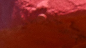 Erick Solís (d) y Marvin Valencia se unieron para crear videos que destacan la cultura del sur centro de LA.