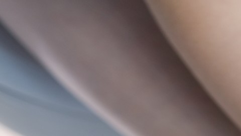 Mientras pases más tiempo sentado con el teléfono en el baño corres más riesgo de sufrir hemorroides