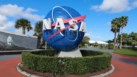 En 1980, Franklin Chang-Díaz fue seleccionado por la NASA para unirse a su cuerpo de astronautas.