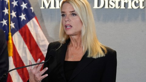 DOJ reiteró el compromiso de Washington de utilizar todas las herramientas posibles para “aplastar al cártel”.