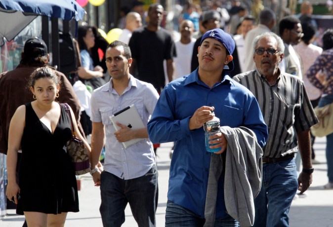 Los latinos en EE.UU. son la minoría con más crecimiento en población, son diversos y se han expandido a todo el país.