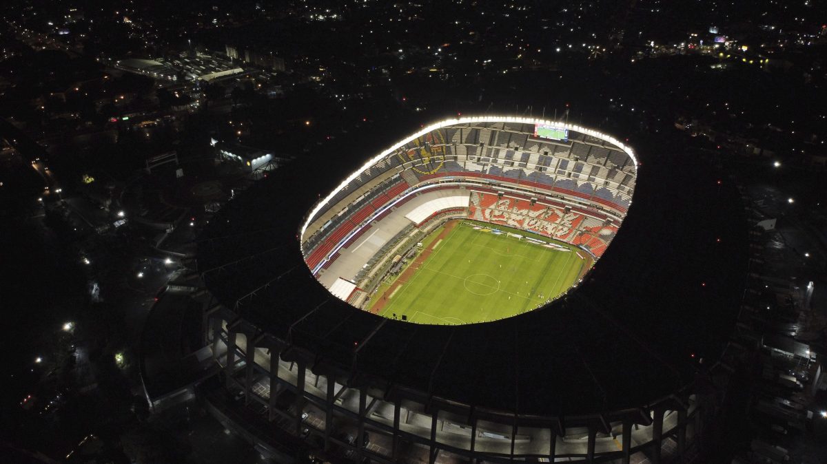Aseguran que el Estadio Azteca no estará listo para la reinaguración ...