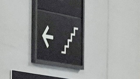 Según la encuesta revela que casi la mitad de los votantes desaprueba la  gestión de Juan Ciscomani en el Congreso.