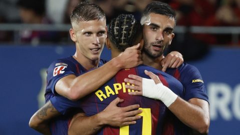 Jugadores del FC Barcelona celebran un gol.