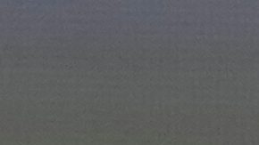 Jannik Sinner se retiró del partido por molestias en el muslo derecho.