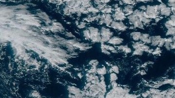 Priscilla se encontraba el lunes a unas 205 millas (330 kilómetros) al oeste-suroeste de Cabo Corrientes