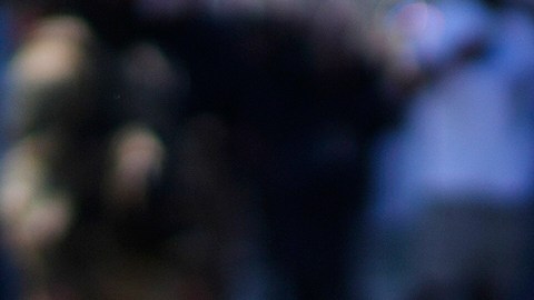 An ICE Special Response Team member stands guard outside the Metropolitan Detention Center, while protesters gathered outside to denounce ICE operations, Tuesday, June 10, 2025, in downtown Los Angeles. (AP Photo/Eric Thayer)