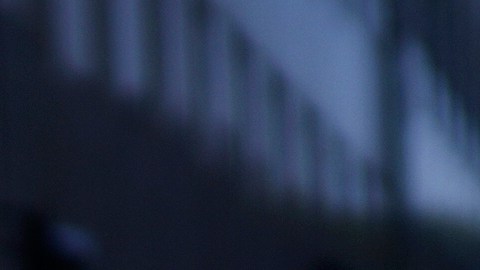 Los agentes de ICE son acusados de aplicar perfil racial contra latinos en operativos migratorios.