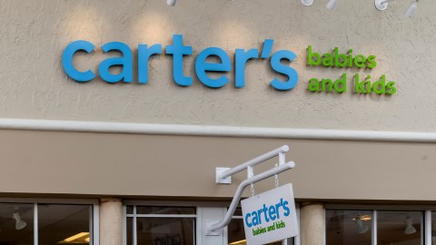 Carter's anuncia la clausura de 150 sucursales y despido de 300 trabajadores