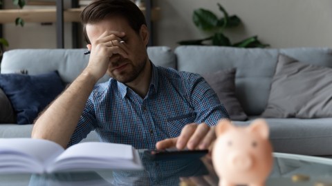 Cuando una crisis financiera personal puede afectar tanto tu salud mental que te lleve a la locura