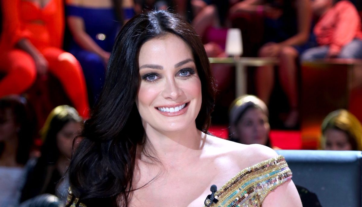 dayanara torres. - Ilustrasi 2