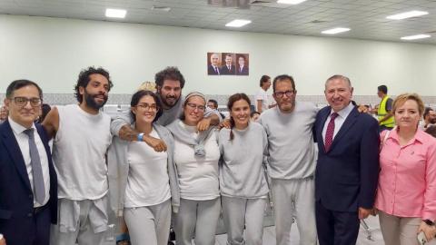 Israel libera a los seis mexicanos que intentaban llegar a Gaza y son repatriados a México