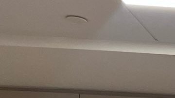 Líderes proinmigrantes junto a las supervisoras Lindsey P Horvath y Janice Hahn.