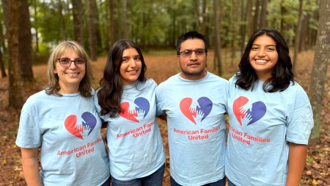 Jenni, Mackenzie, Fidel, e Isabella Rivera.