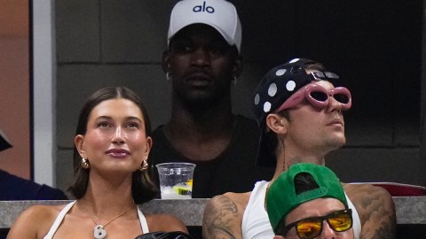 Justin y Hailey Bieber se muestran enamorados durante sus vacaciones en la montaña