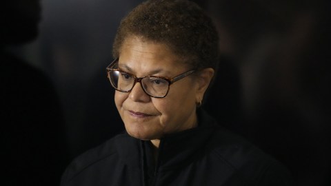 Karen Bass, alcaldesa de Los Ángeles