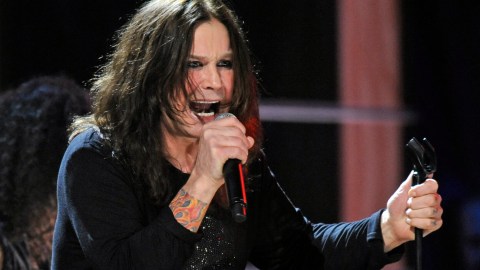 Ozzy Osbourne consideró suicidarse en 2021 después de una cirugía de cuello fallida