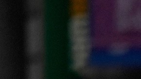 Policías de Chicago mantienen el orden durante una protesta de No Kings, el 18 de octubre de 2025.