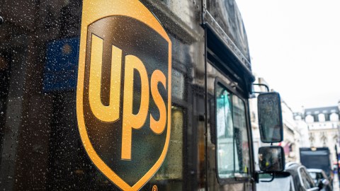 Problemas aduaneros podrían llevar a UPS a descartar paquetes internacionales