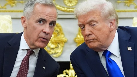 President Donald Trump and Canadian Prime Minister Mark Carney meet in the Oval Office of the White House, Tuesday, Oct. 7, 2025, in Washington. (AP Photo/Evan Vucci)