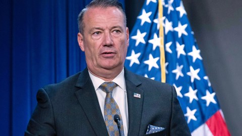 Todd Lyons, director del Servicio de Inmigración y Control de Aduanas