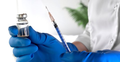 Casos de tos ferina aumentan en Florida por encima del 80%, en un contexto de incertidumbre por la vacunación
