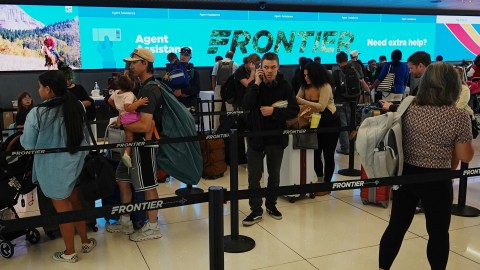 El cierre del gobierno ya está causando demoras en los aeropuertos de Estados Unidos.