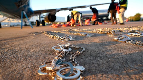 A su regreso a la Casa Blanca, Donald Trump prometió que deportaría a millones, pero no ha podido cumplir.