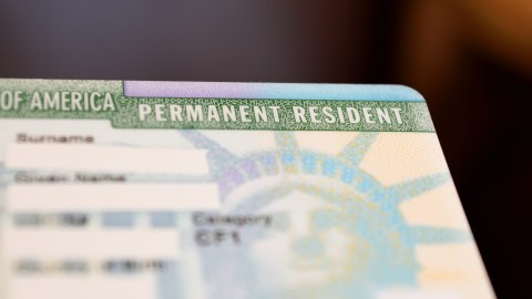 El Programa de Diversidad de Visas otorga cada año 50,000 Green Cards a ciudadanos de países con baja tasa migratoria hacia Estados Unidos.